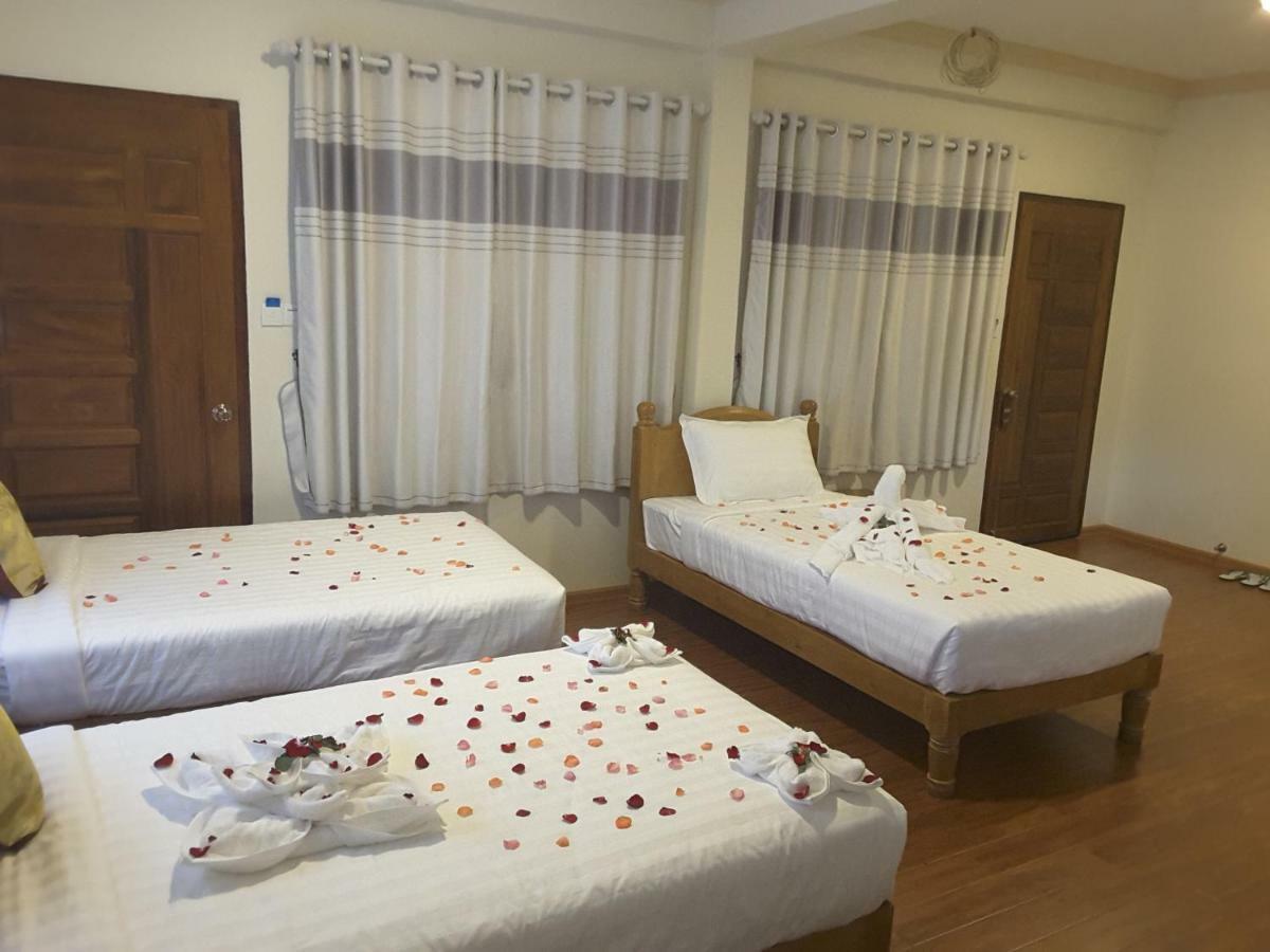 A Little Bit Of Bagan Hotel Bagian luar foto