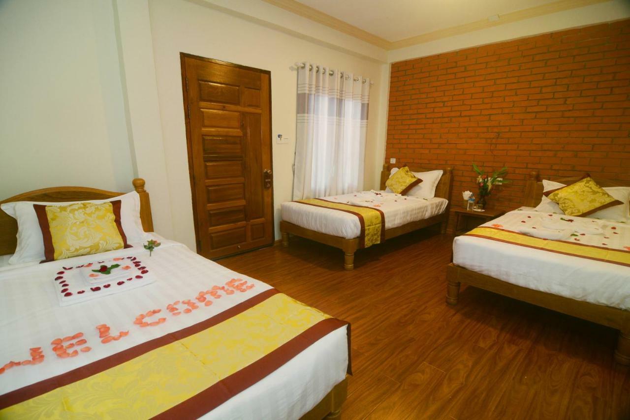 A Little Bit Of Bagan Hotel Bagian luar foto