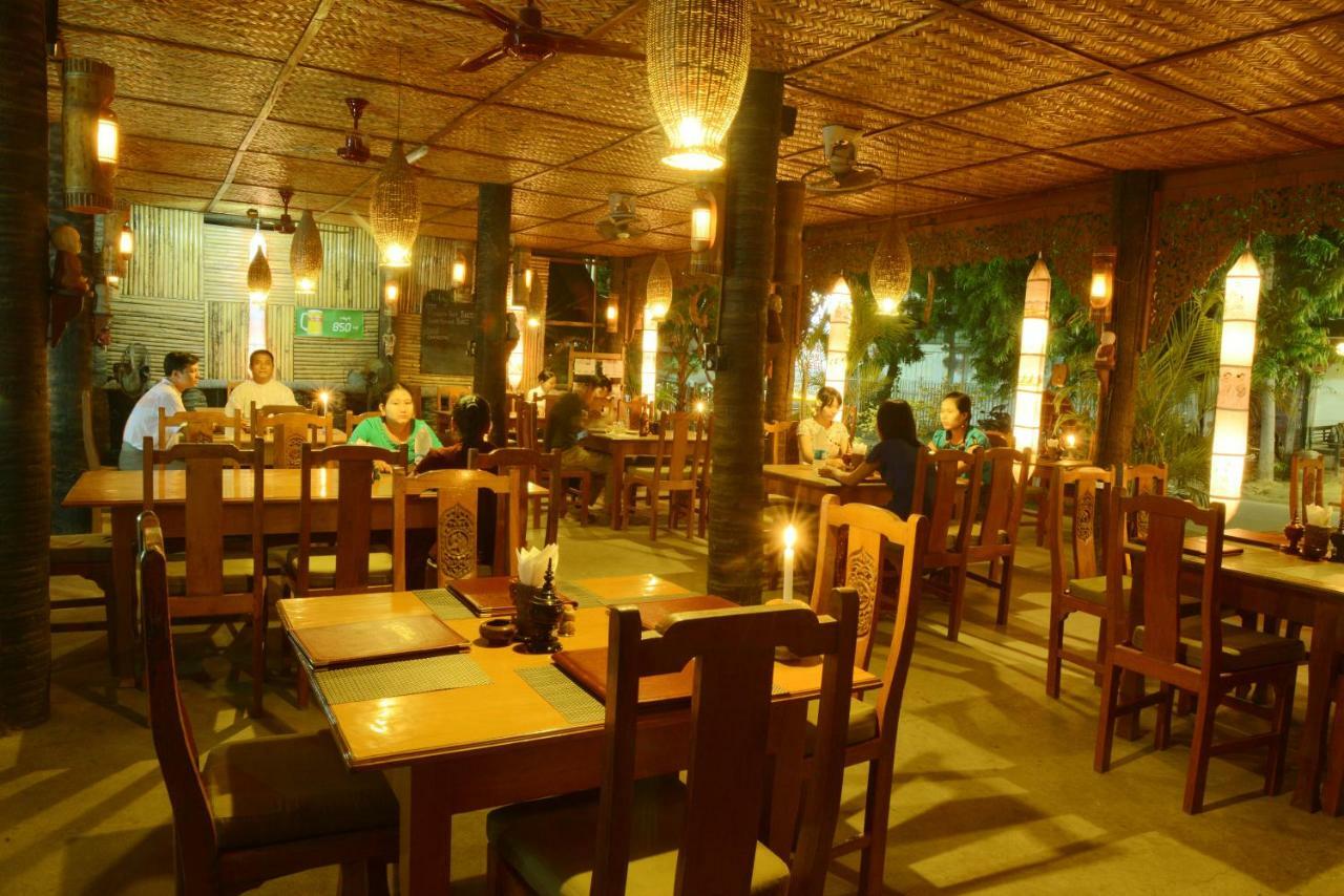 A Little Bit Of Bagan Hotel Bagian luar foto